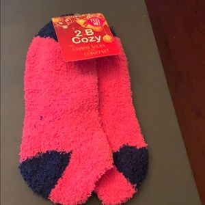 2B Cozy Fleece Socks Size 9-11